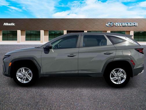 Gray 2026 Hyundai TUCSON SE
