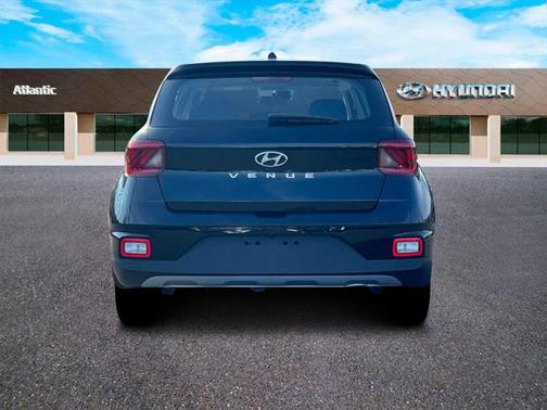 2025 Hyundai VENUE SE