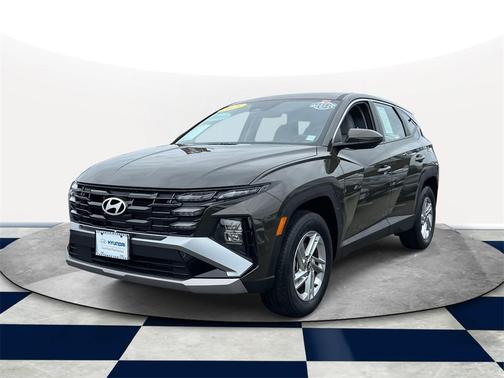 2025 Hyundai TUCSON SE