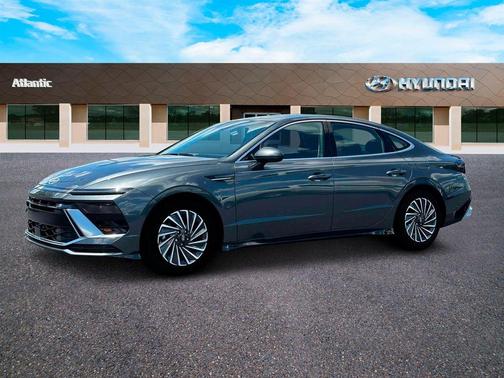 Gray 2025 Hyundai SONATA Hybrid SEL