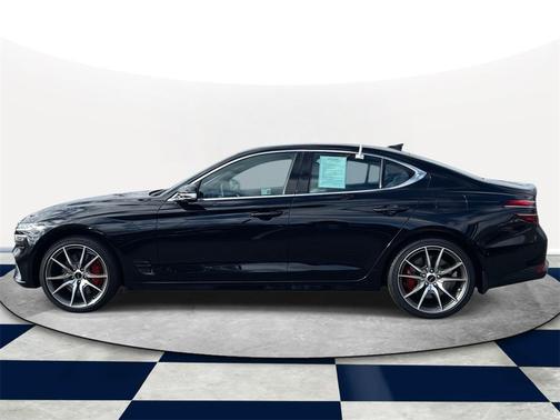 2025 Genesis G70 2.5T