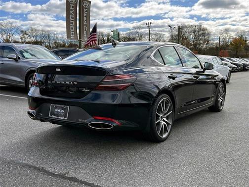 2025 Genesis G70 2.5T
