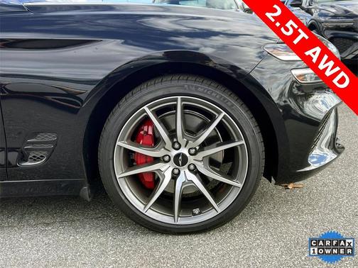 2025 Genesis G70 2.5T