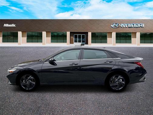 2026 Hyundai ELANTRA SEL