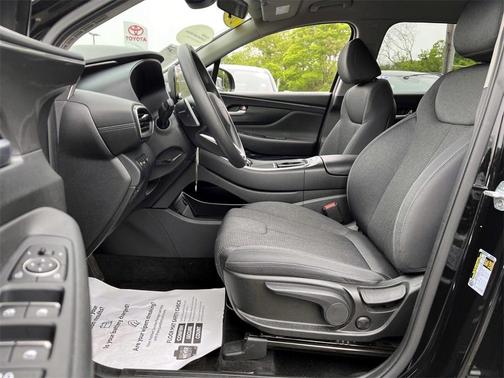 2022 Hyundai SANTA FE SE