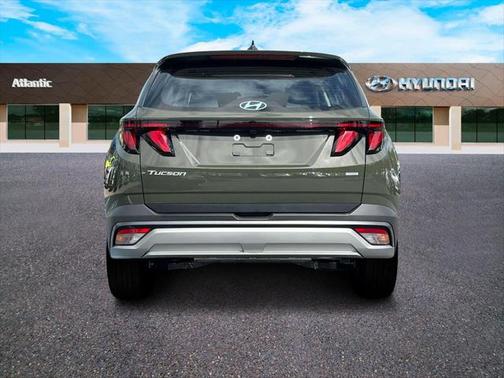 2025 Hyundai TUCSON SE