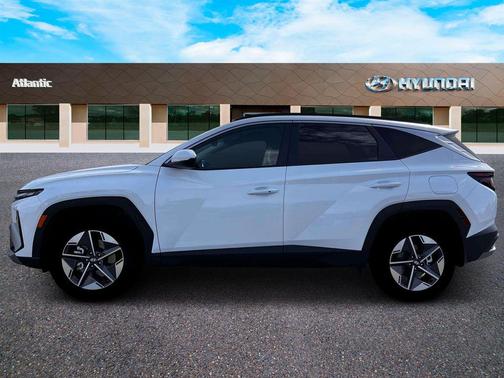 White Pearl 2026 Hyundai TUCSON SEL