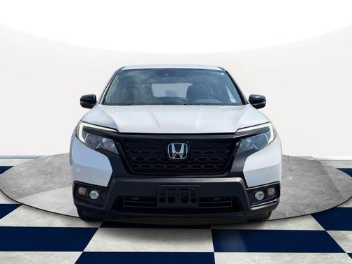 White 2020 Honda Passport EX-L