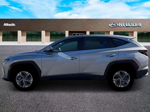 Shimmering Silver 2026 Hyundai TUCSON Hybrid Blue SE