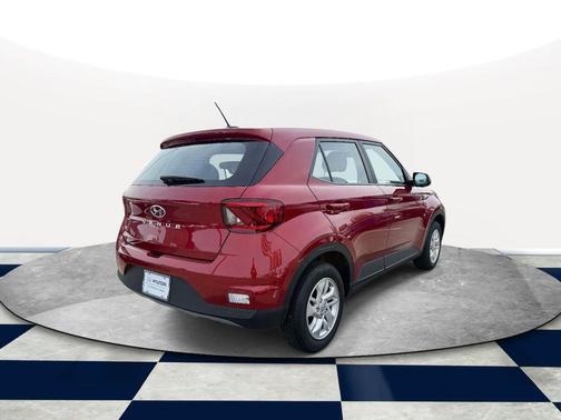 2025 Hyundai VENUE SE