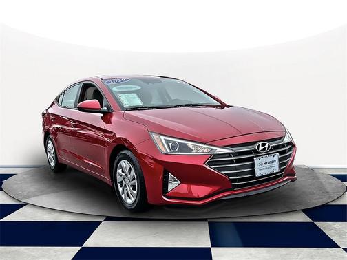 2020 Hyundai ELANTRA SE