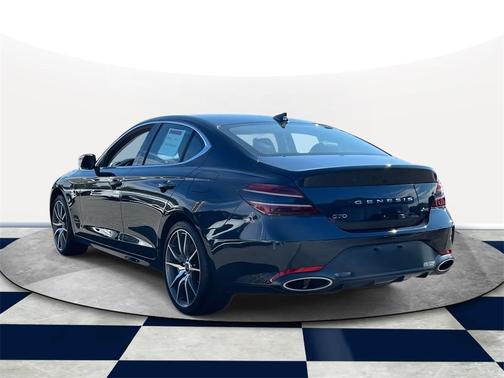 2025 Genesis G70 2.5T