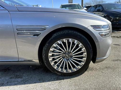 2024 Genesis Electrified G80 Advanced