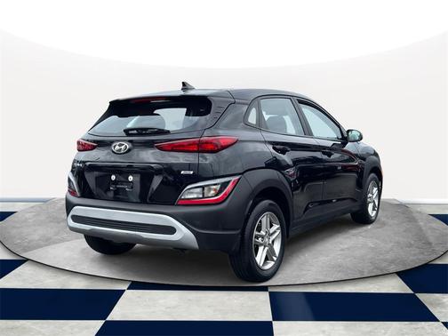 2023 Hyundai KONA SE