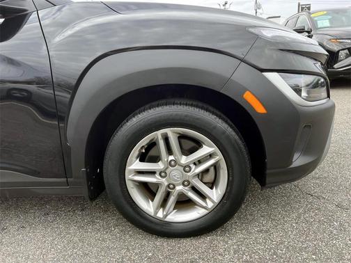 2023 Hyundai KONA SE