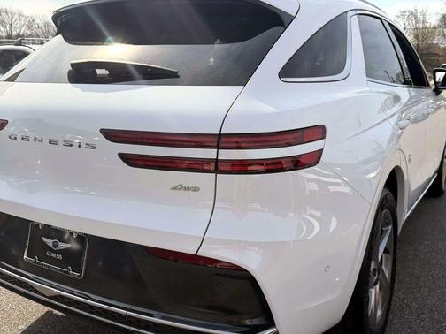 White 2026 Genesis GV70 2.5T Advanced