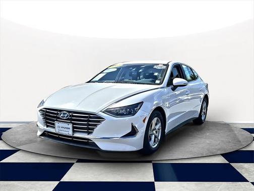 2023 Hyundai SONATA SE