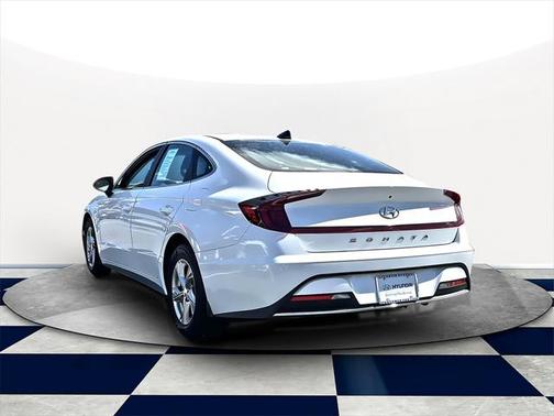 2023 Hyundai SONATA SE