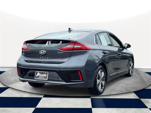2019 Hyundai IONIQ Plug-In Hybrid Base