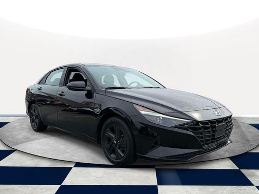 Onyx Black 2023 Hyundai ELANTRA SEL