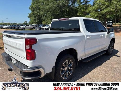 Summit White 2023 Chevrolet Silverado 1500 LT