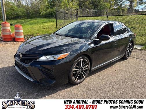 Midnight Black Metallic 2020 Toyota Camry XSE V6