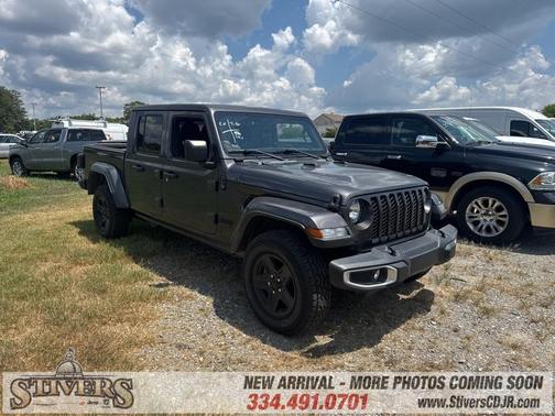 2021 Jeep Gladiator Sport