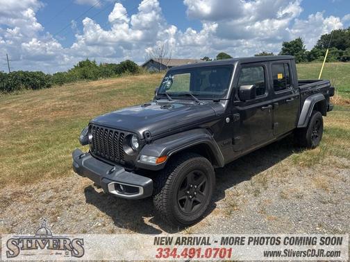 2021 Jeep Gladiator Sport