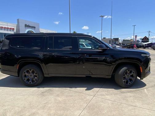 Gloss Black 2026 Jeep Grand Wagoneer L Limited