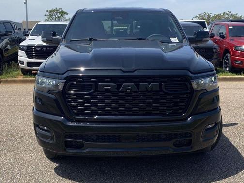 Diamond Black 2026 RAM 1500 Big Horn/Lone Star