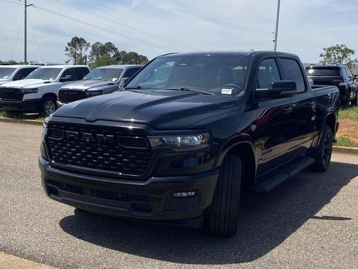 Diamond Black 2026 RAM 1500 Big Horn/Lone Star