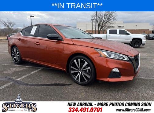 2022 Nissan Altima 2.5 SR