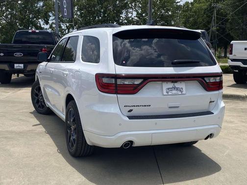 White Knuckle Clearcoat 2026 Dodge Durango GT HEMI V8