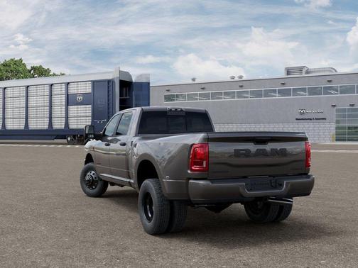 Granite Crystal Clearcoat Metallic 2026 RAM 3500 Big Horn