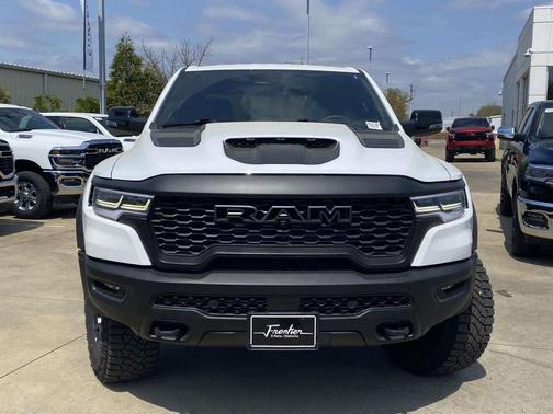 Bright White Clearcoat 2026 RAM 1500 RHO