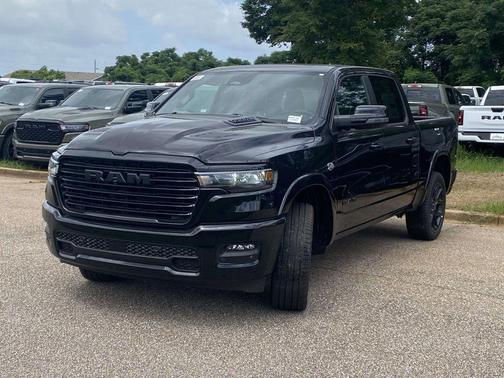 Diamond Black 2026 RAM 1500 Laramie