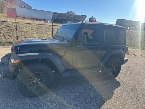2024 Jeep Wrangler Sport
