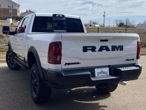 2026 RAM 2500 Rebel/Power Wagon