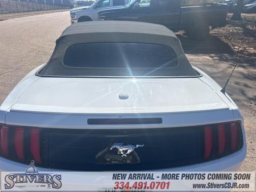 2022 Ford Mustang EcoBoost Premium