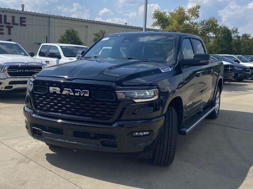 Diamond Black 2026 RAM 1500 Big Horn/Lone Star