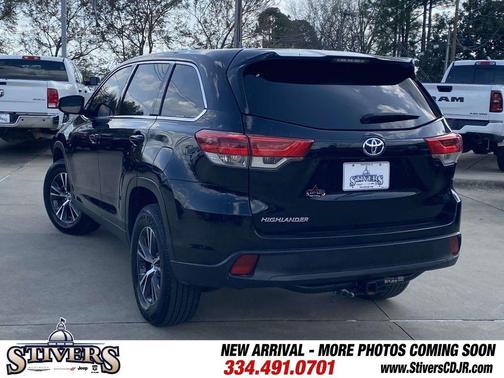 2019 Toyota Highlander LE