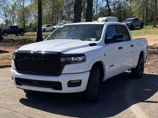 Bright White Clearcoat 2026 RAM 1500 Big Horn/Lone Star
