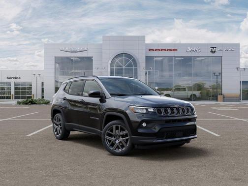 Diamond Black 2026 Jeep Compass Latitude