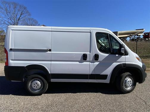 2026 RAM ProMaster 1500 Low Roof