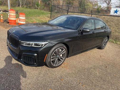 2021 BMW 750 i xDrive