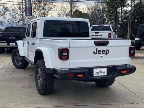 2026 Jeep Gladiator Mojave