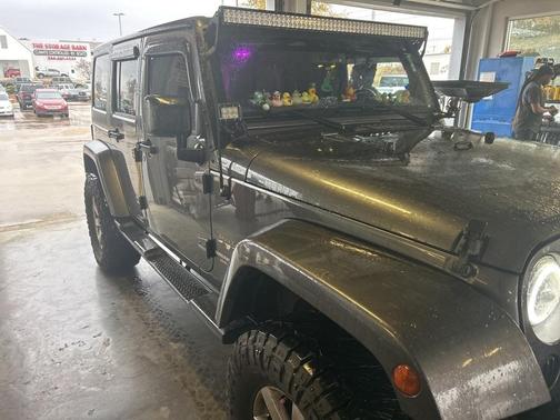 2016 Jeep Wrangler Unlimited Sahara