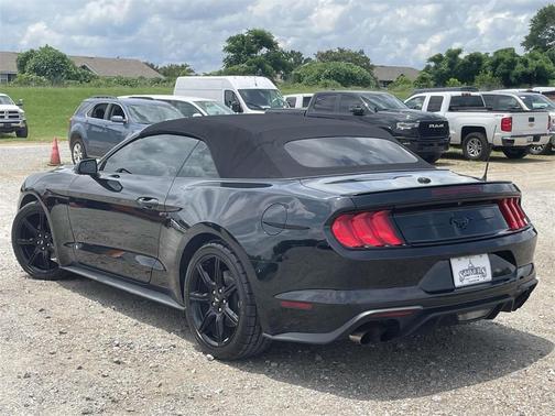 2020 Ford Mustang EcoBoost