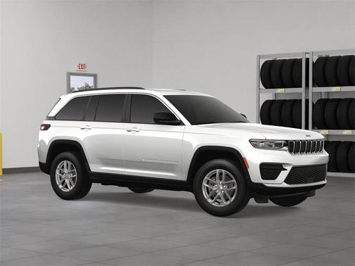 2025 Jeep Grand Cherokee Laredo X
