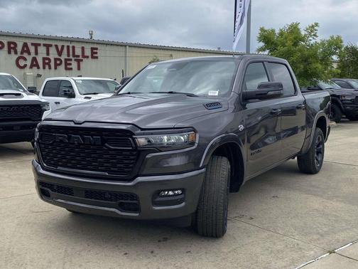 Granite Crystal Clearcoat Metallic 2026 RAM 1500 Big Horn/Lone Star